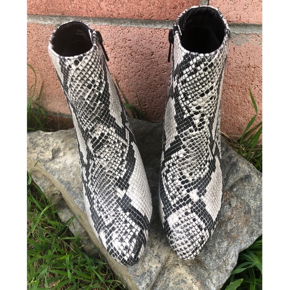 Ankle High Chunky Heel Textured Snake Print Bootie - Picture 3 of 11